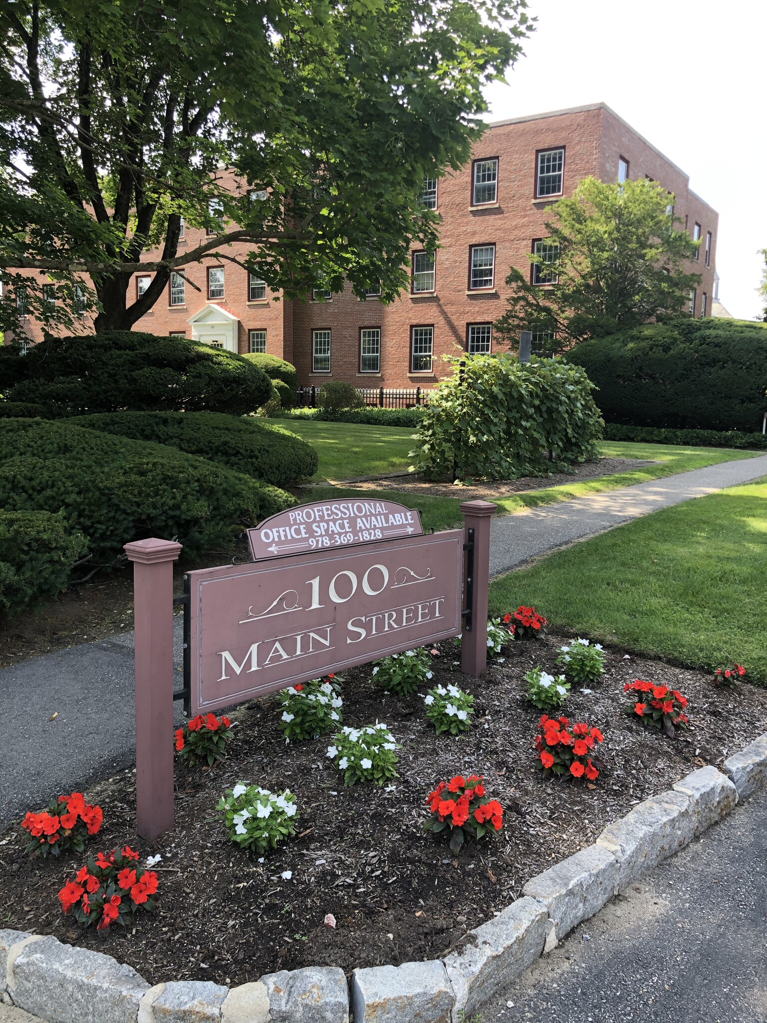 100 Main St, Concord, MA for lease Building Photo- Image 1 of 10