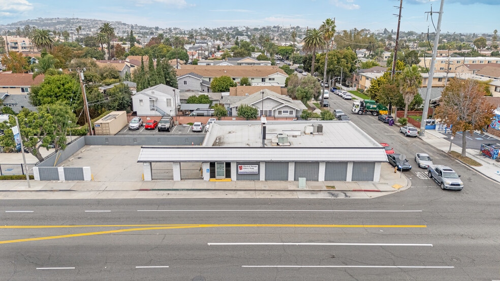 3535 E 7th St, Long Beach, CA for lease - Building Photo - Image 2 of 43