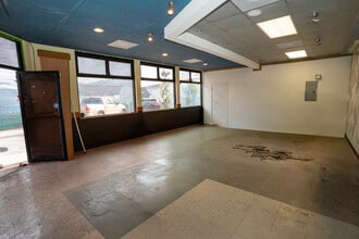 71-75 S Kamehameha Hwy, Wahiawa, HI for lease Interior Photo- Image 1 of 8