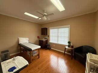 More details for 4595 Towne Lake Pky, Woodstock, GA - Office for Lease