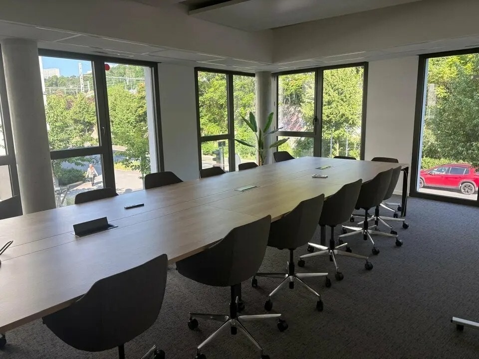 Office in Lyon for lease Interior Photo- Image 1 of 7