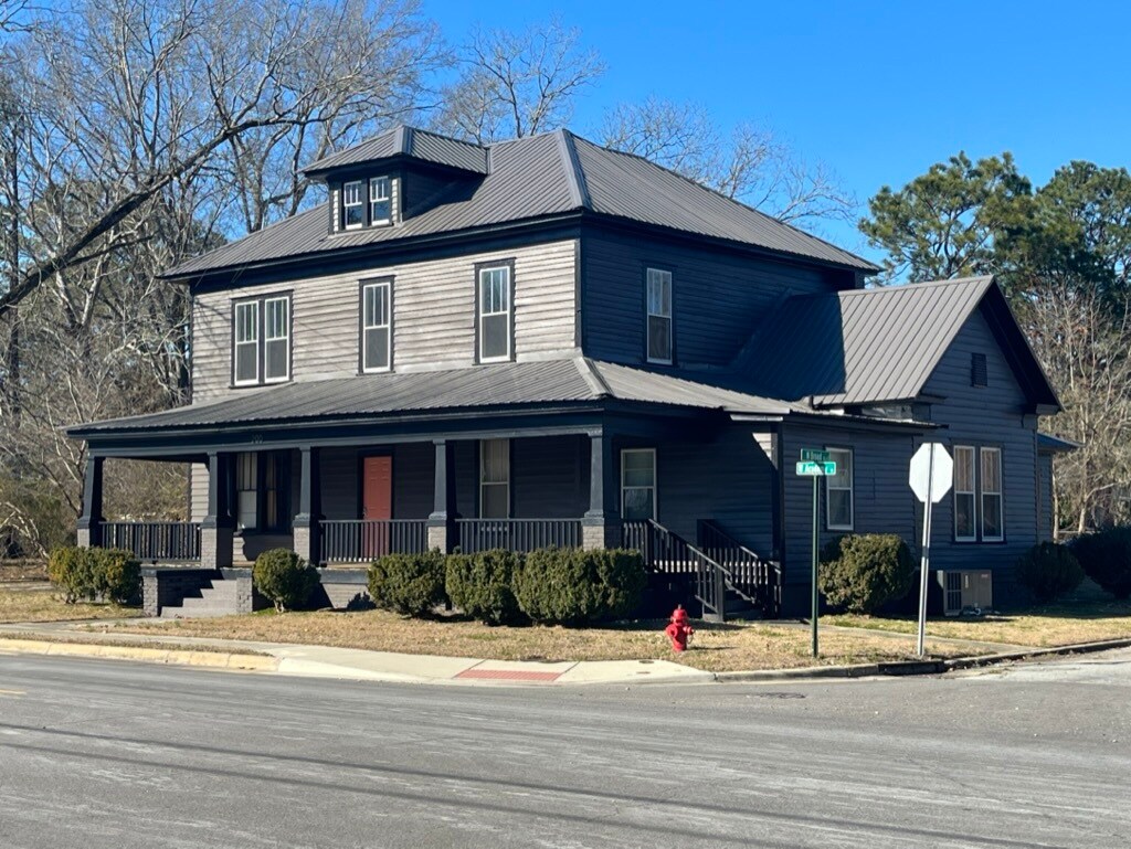 200 W Academy St, Robersonville, NC 27871 Robersonville Apartments