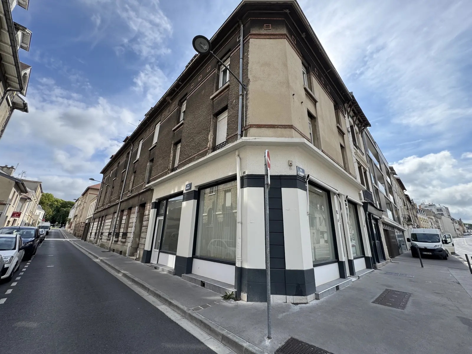 187 Rue Du Barbâtre, Reims for lease Building Photo- Image 1 of 5