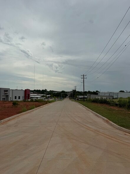 245 NW 71st St, Oklahoma City, OK for lease - Construction Photo - Image 2 of 3