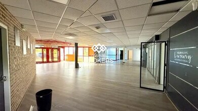 Flex in Avignon for sale Interior Photo- Image 2 of 2