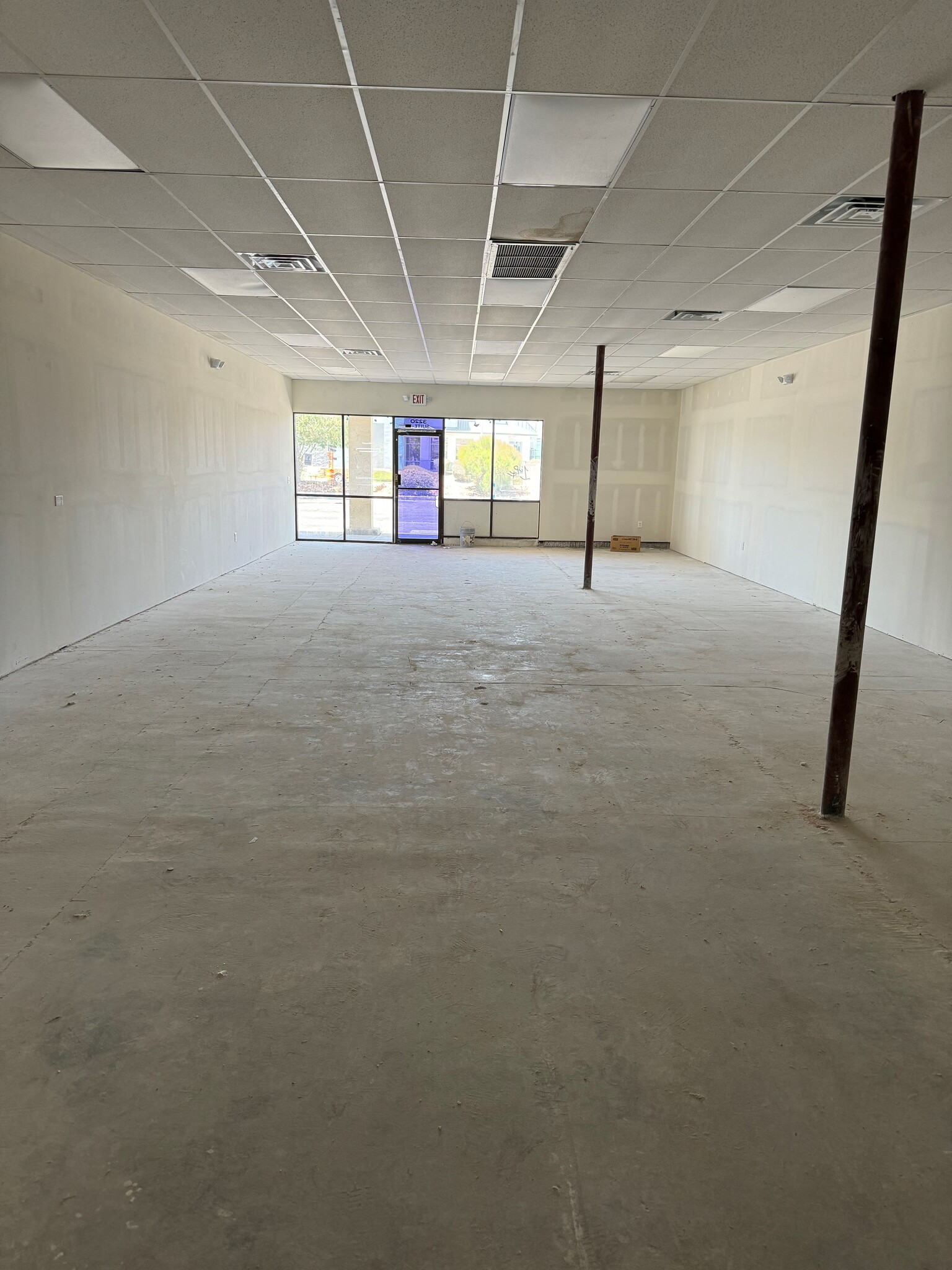 Cheyenne Ave & Jones Blvd, Las Vegas, NV for lease Interior Photo- Image 1 of 4