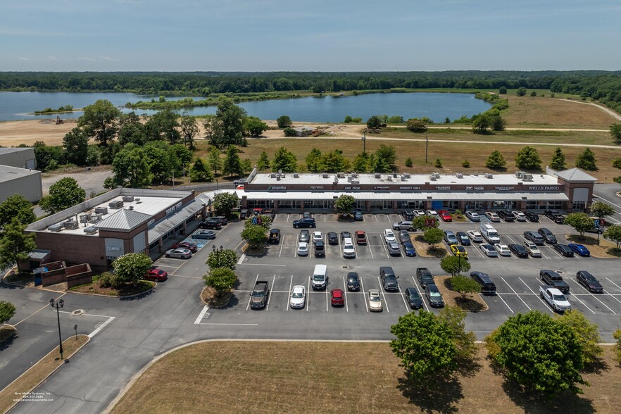 13400 Benn's Church Blvd, Smithfield, VA for lease - Building Photo - Image 1 of 6