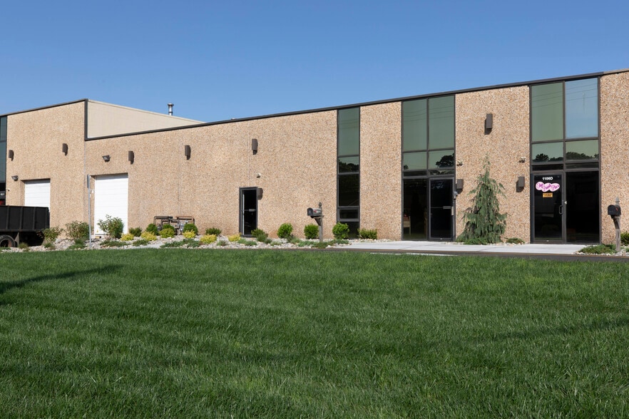 1106 Industrial Parkway, Brick, NJ for lease - Building Photo - Image 3 of 6