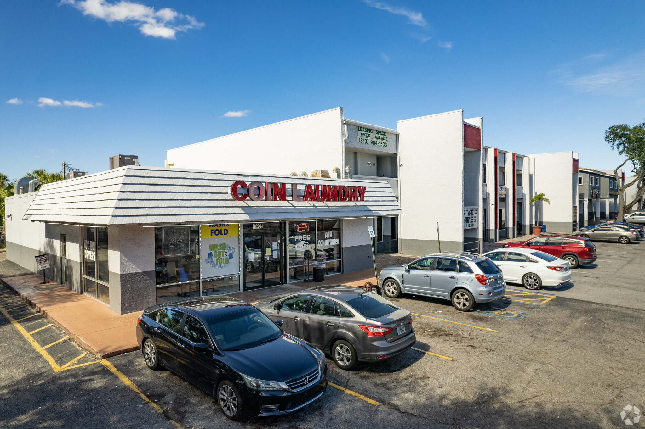 10906 N 56th St, Tampa, FL for lease Building Photo- Image 1 of 25