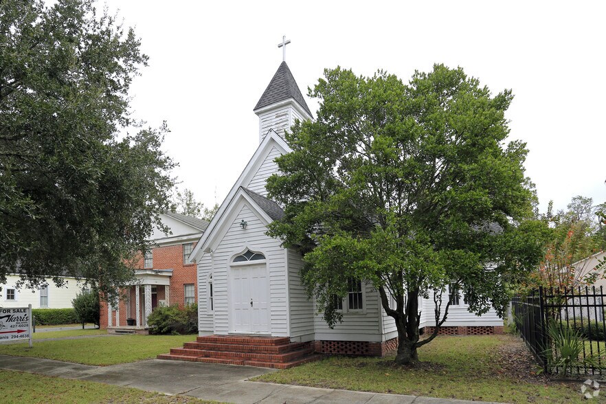 365 E Cherry St, Jesup, GA for sale - Primary Photo - Image 1 of 1