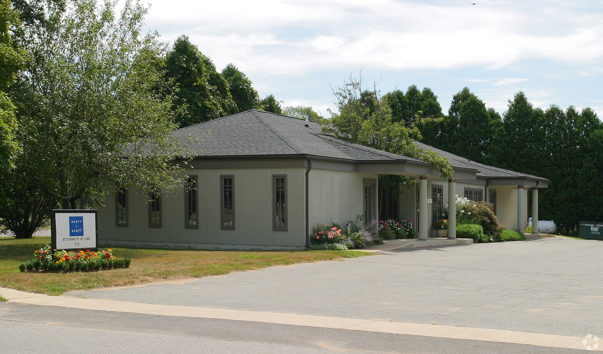 108 Norwich Ave, Colchester, CT for sale Primary Photo- Image 1 of 1