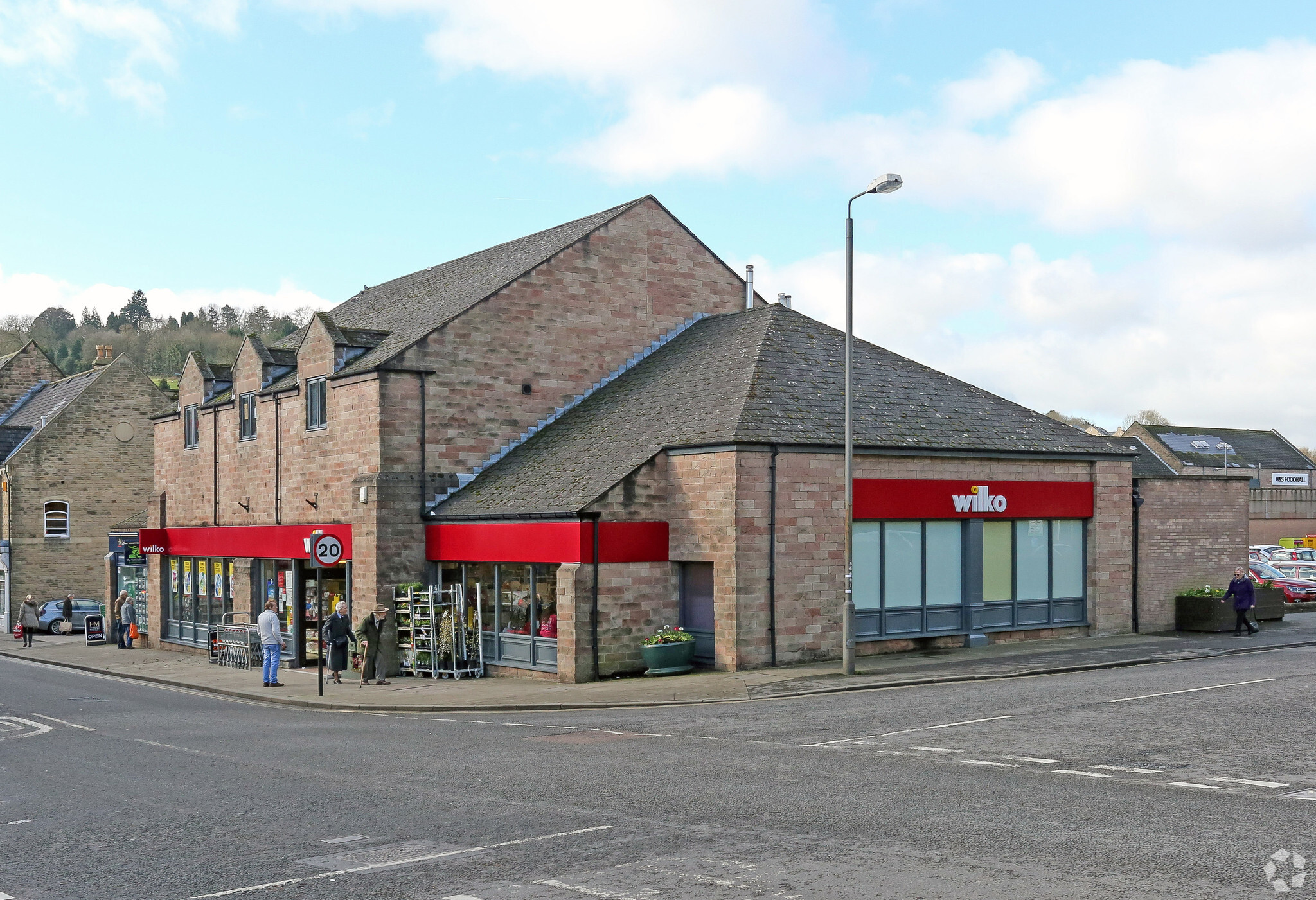 2-11 Bank Rd, Matlock for lease Primary Photo- Image 1 of 5