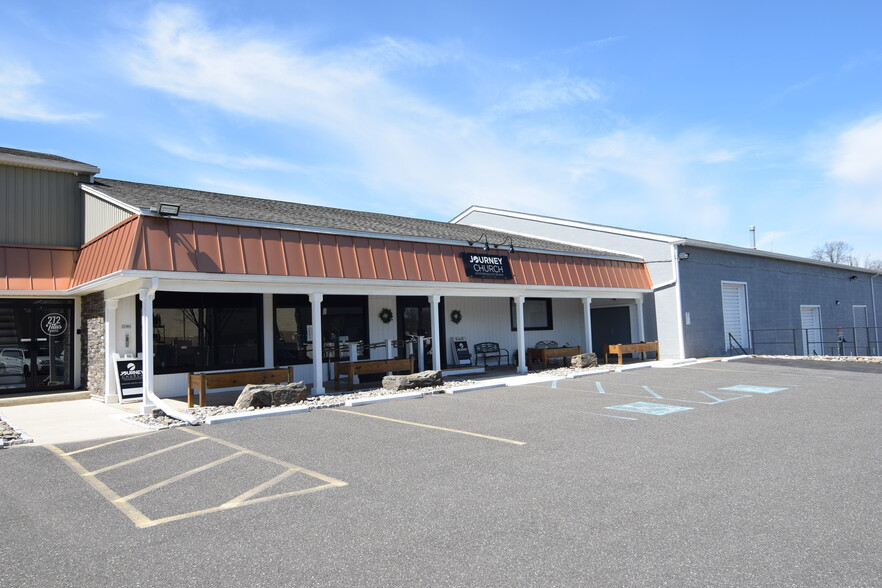 272 Titus Ave, Warrington, PA for lease - Building Photo - Image 1 of 4