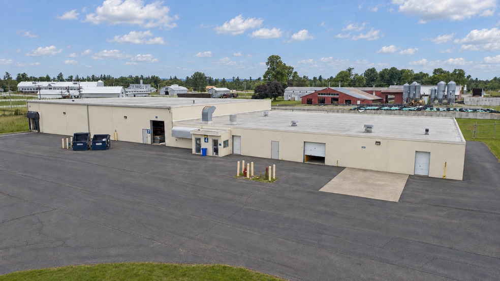 641 Ridge Rd, Chazy, NY for lease - Building Photo - Image 2 of 21