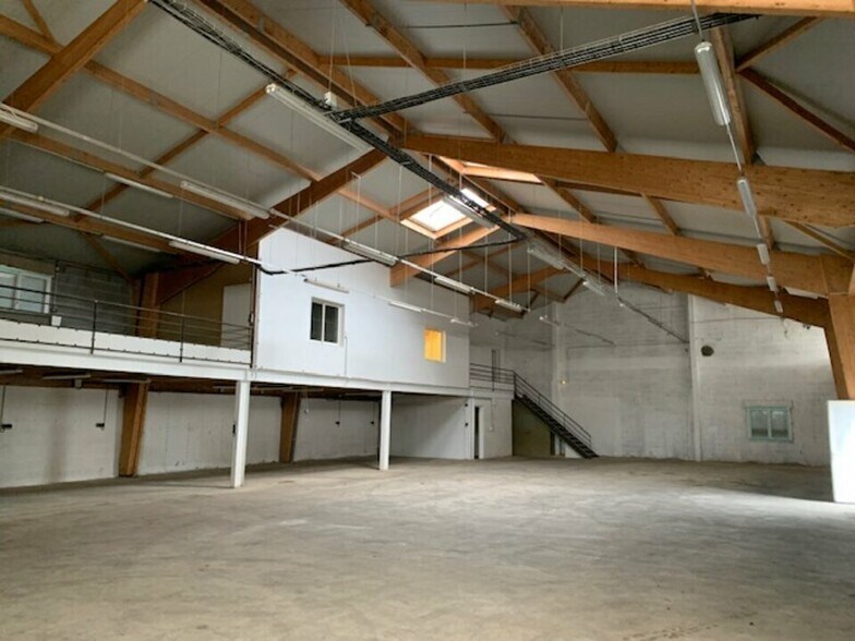 Industrial in Ustaritz for lease - Interior Photo - Image 3 of 5