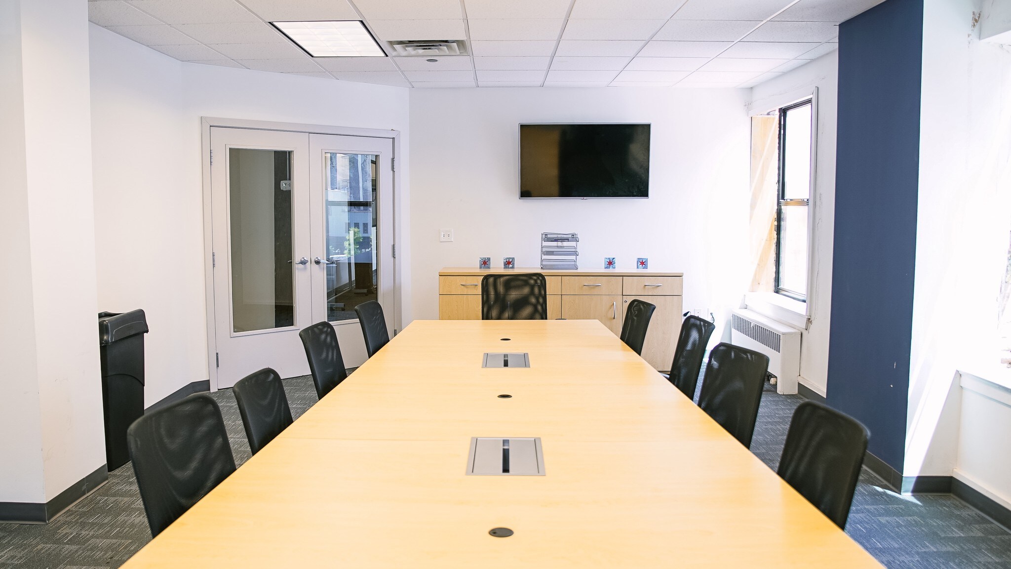 444 N Wells St, Chicago, IL for sale Interior Photo- Image 1 of 1