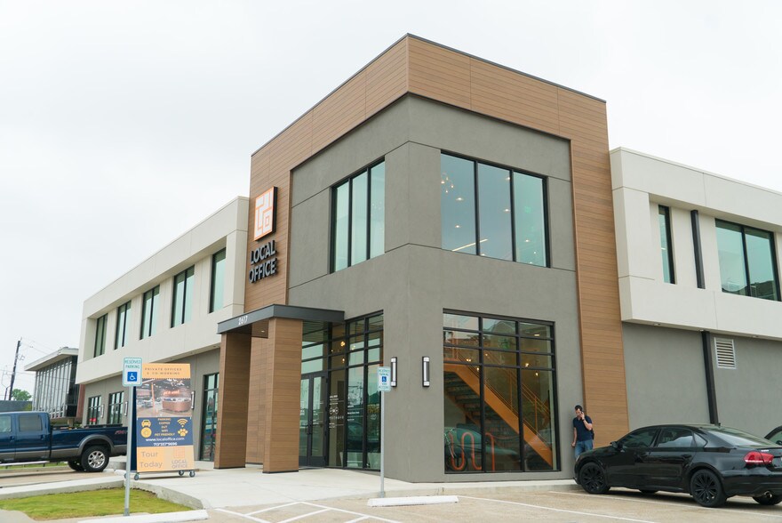 2617 St, Houston, TX 77005 Office Space for Lease