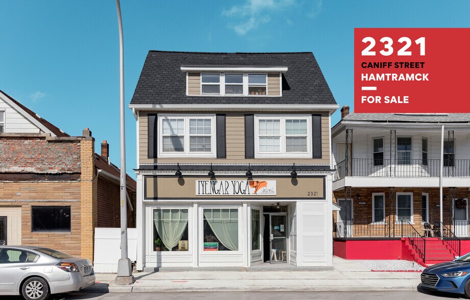 2321 Caniff St, Hamtramck, MI 48212