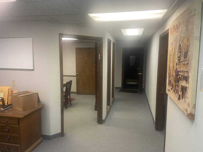 2120-2140 Winter Ave, Indianapolis, IN for sale - Interior Photo - Image 2 of 6