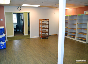 13195 Warwick Blvd, Newport News, VA for lease Interior Photo- Image 2 of 9