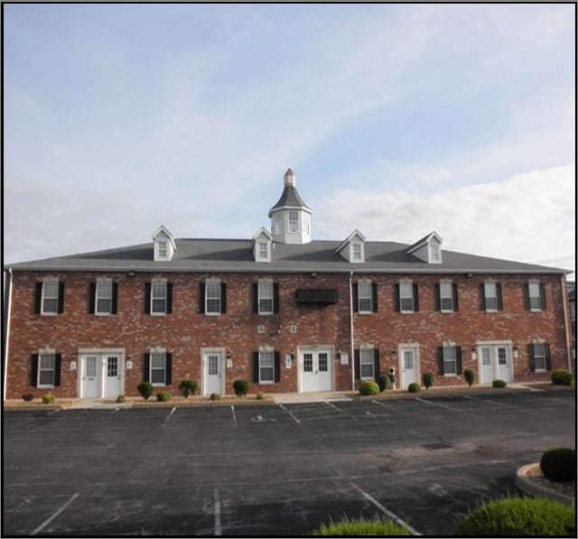 2451 Executive Dr, Saint Charles, MO 63303 Executive Parc 94