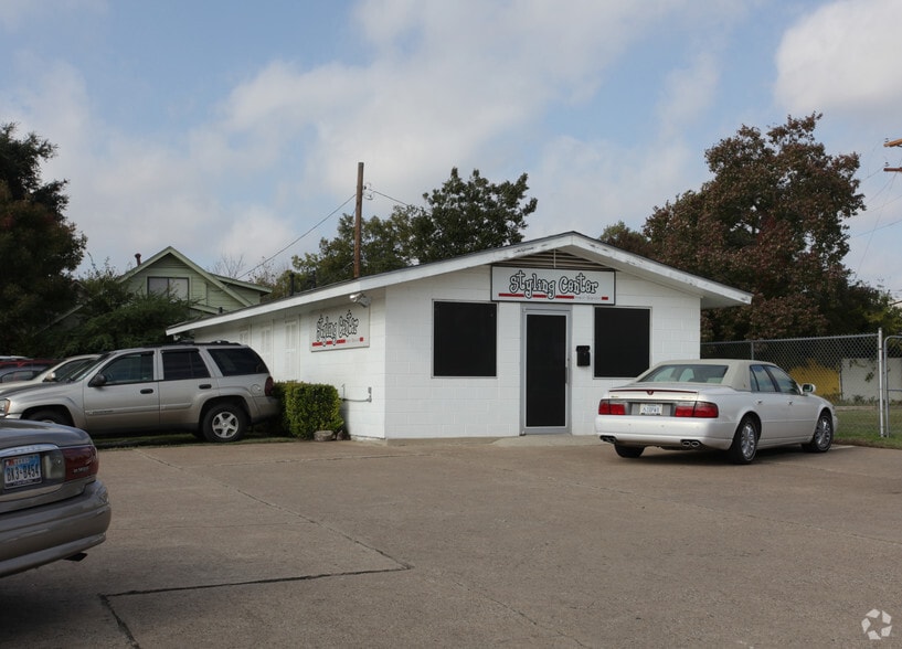 2526 Hillcrest Ln, Grand Prairie, TX for sale - Building Photo - Image 1 of 9