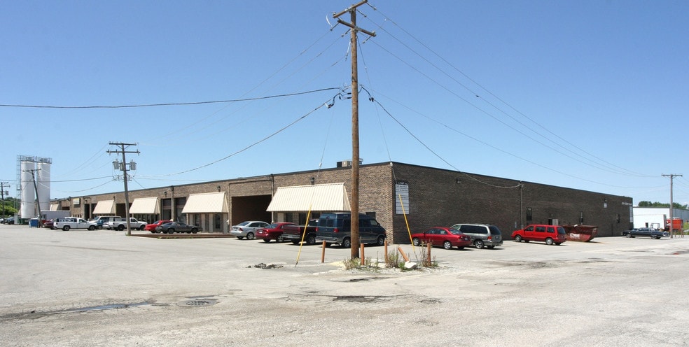 5300-5328 W 123rd Pl, Alsip, IL for lease - Building Photo - Image 2 of 3