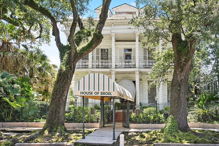 2220 St Charles Ave, New Orleans, LA for sale - Building Photo - Image 1 of 65