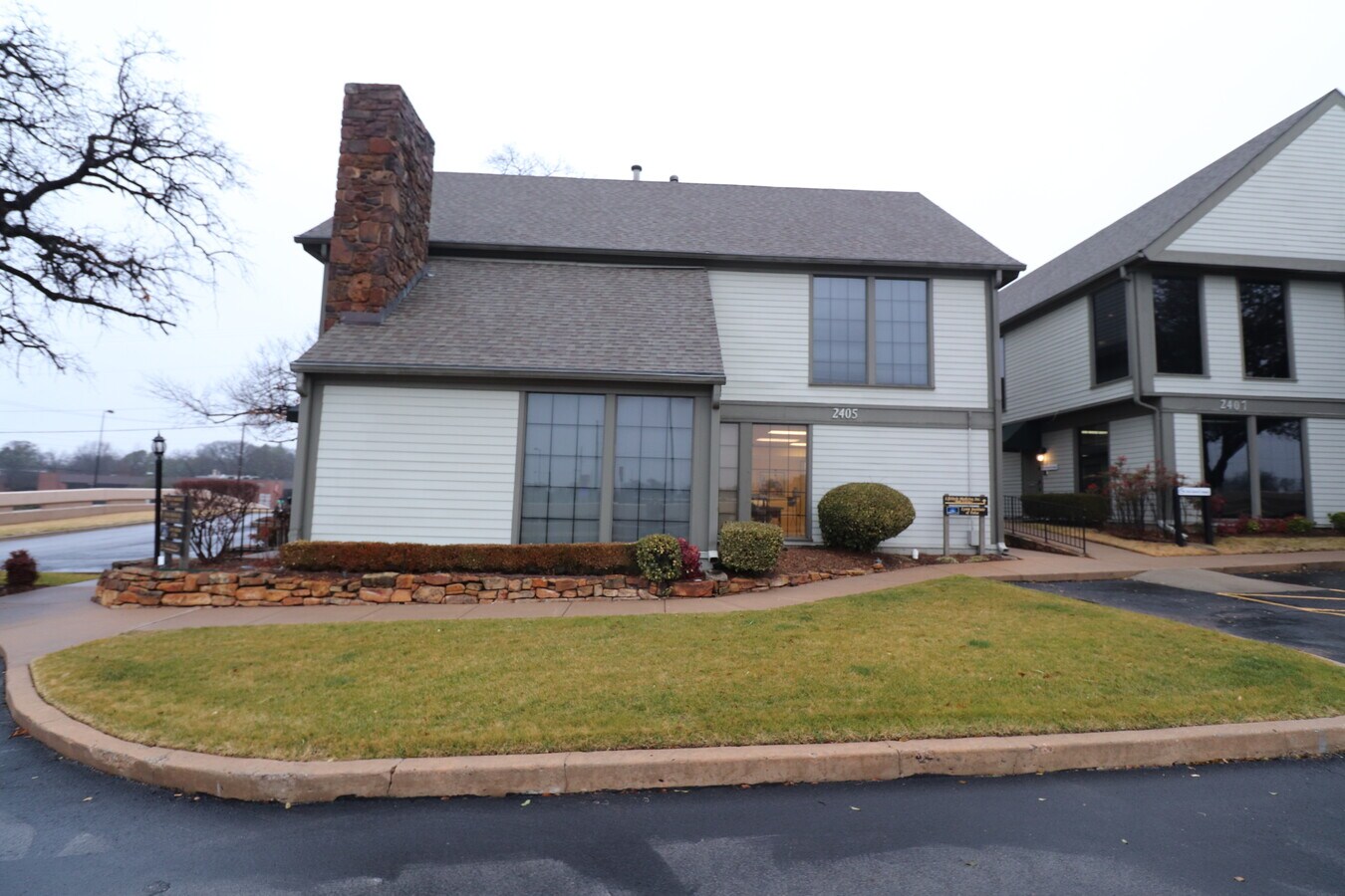 2405 E Skelly Dr, Tulsa, OK 74105