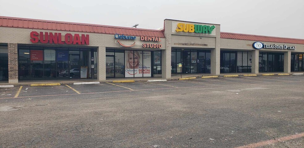 1607 W Henderson St, Cleburne, TX for sale - Building Photo - Image 1 of 1