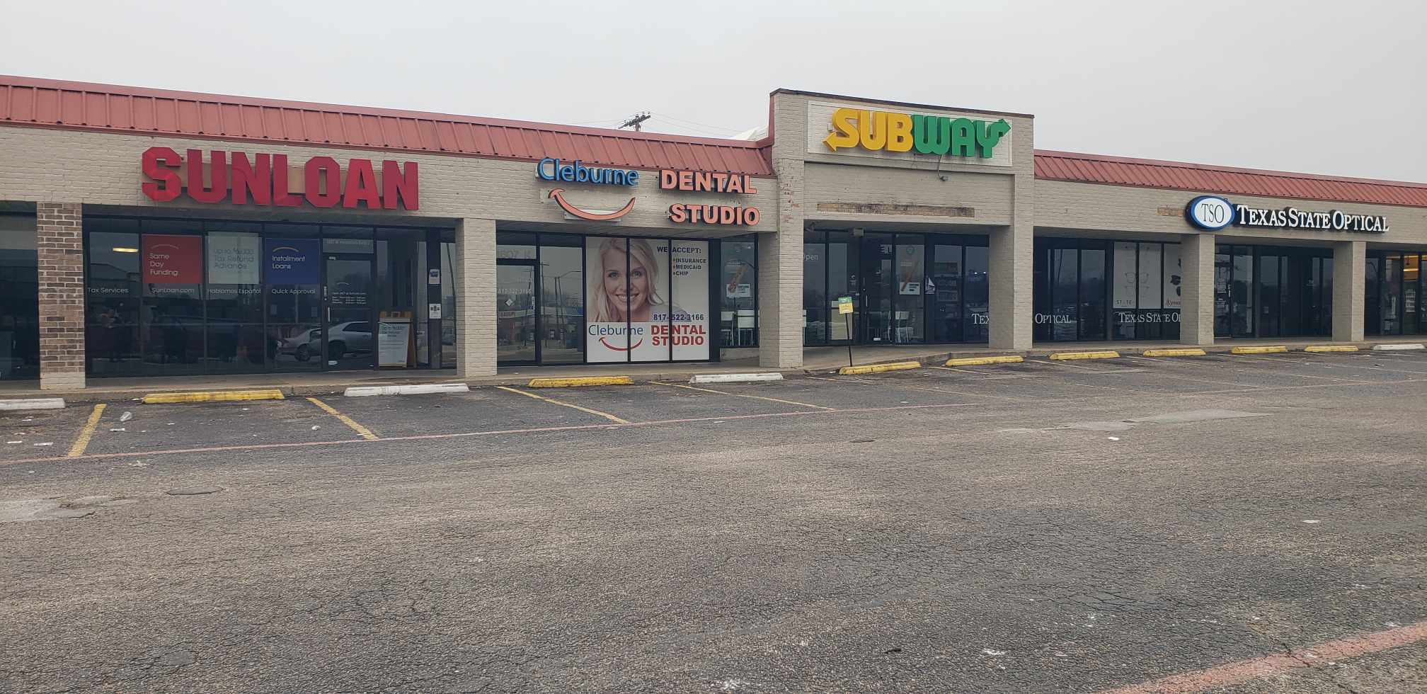 1607 W Henderson St, Cleburne, TX for sale Building Photo- Image 1 of 1