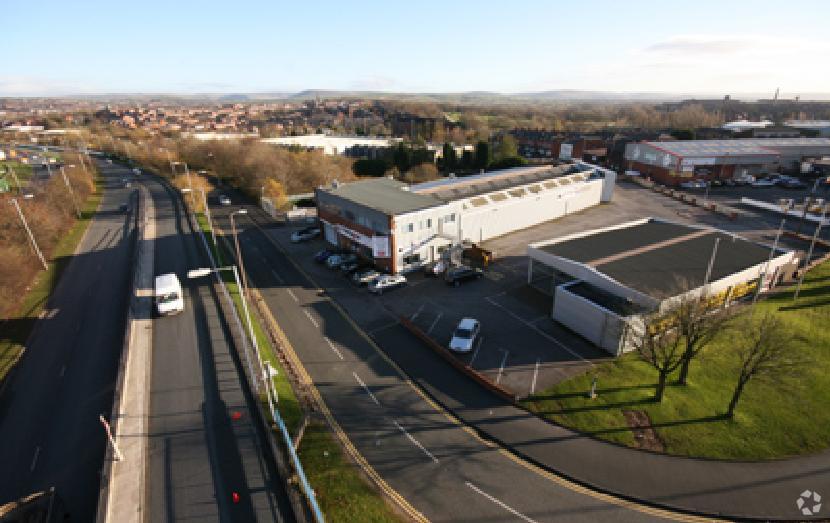 Park Rd, Oldham for sale - Building Photo - Image 2 of 5