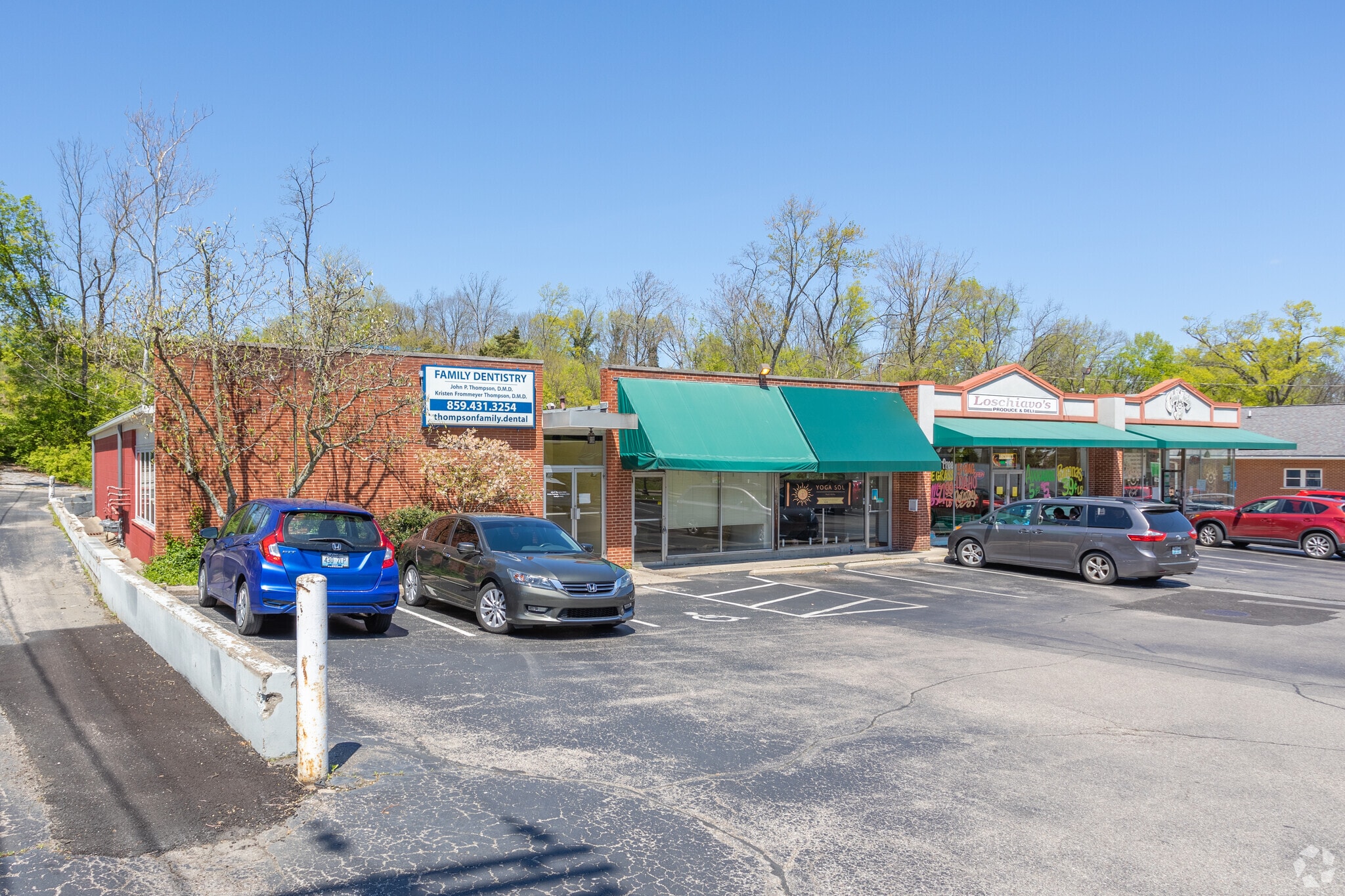 1518 Dixie Hwy, Park Hills, KY 41011