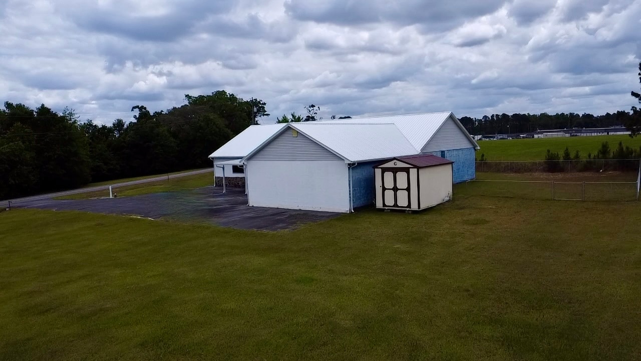 127 Eastside Industrial park, Alma, GA for sale Primary Photo- Image 1 of 26