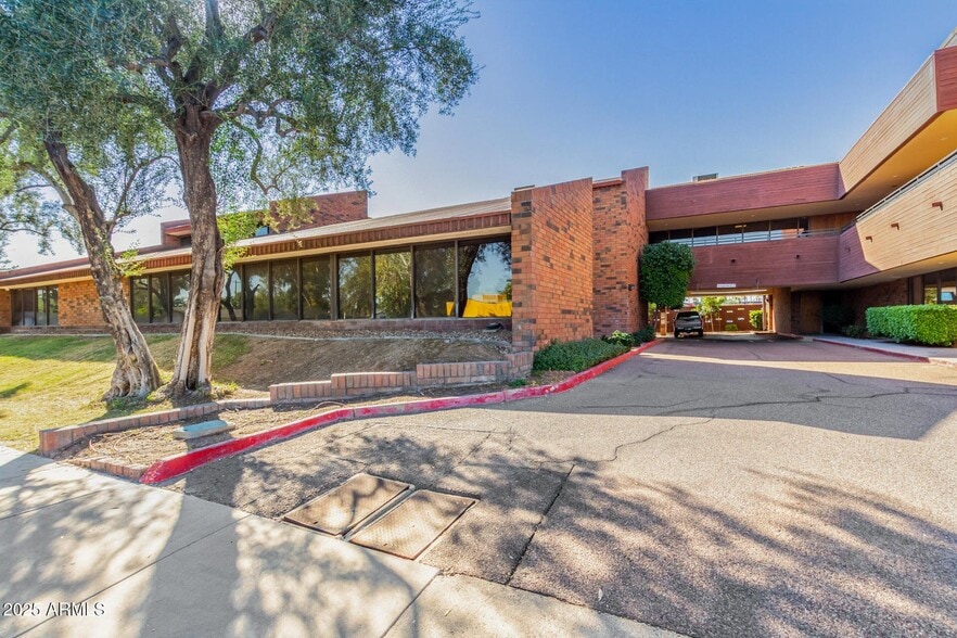 777 E Thomas Rd, Phoenix, AZ for lease - Building Photo - Image 3 of 10