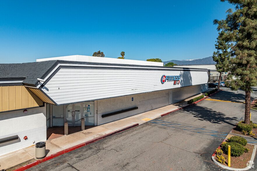 9710-9886 Central Ave, Montclair, CA for lease - Building Photo - Image 3 of 7