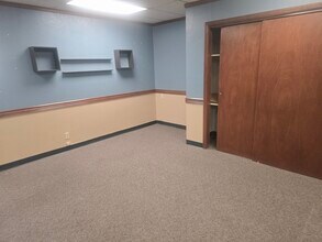 5862 Cromo Dr, El Paso, TX for lease Interior Photo- Image 1 of 14