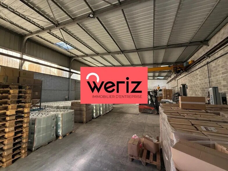 Office in Vitrolles for lease - Building Photo - Image 3 of 13