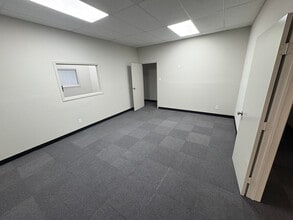 2636 Walnut Hill Ln, Dallas, TX for lease Building Photo- Image 2 of 5