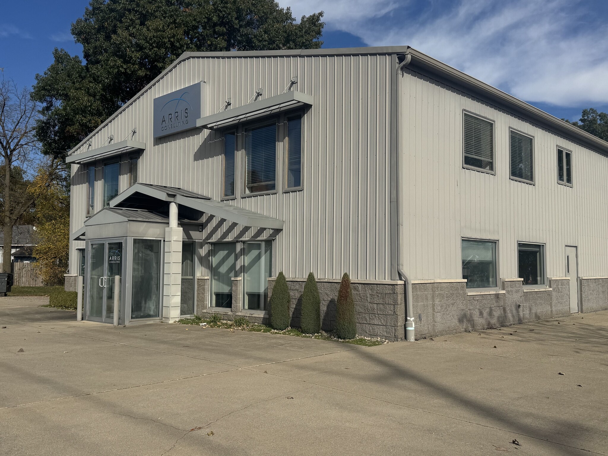818 Erwin St, Elkhart, IN for lease Building Photo- Image 1 of 13