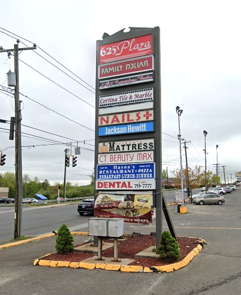 625 Wolcott St, Waterbury, CT for lease - Building Photo - Image 2 of 22