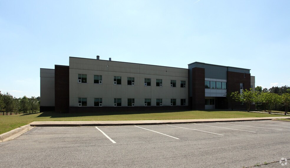 2800 Milan Ct, Birmingham, AL for sale - Primary Photo - Image 1 of 1