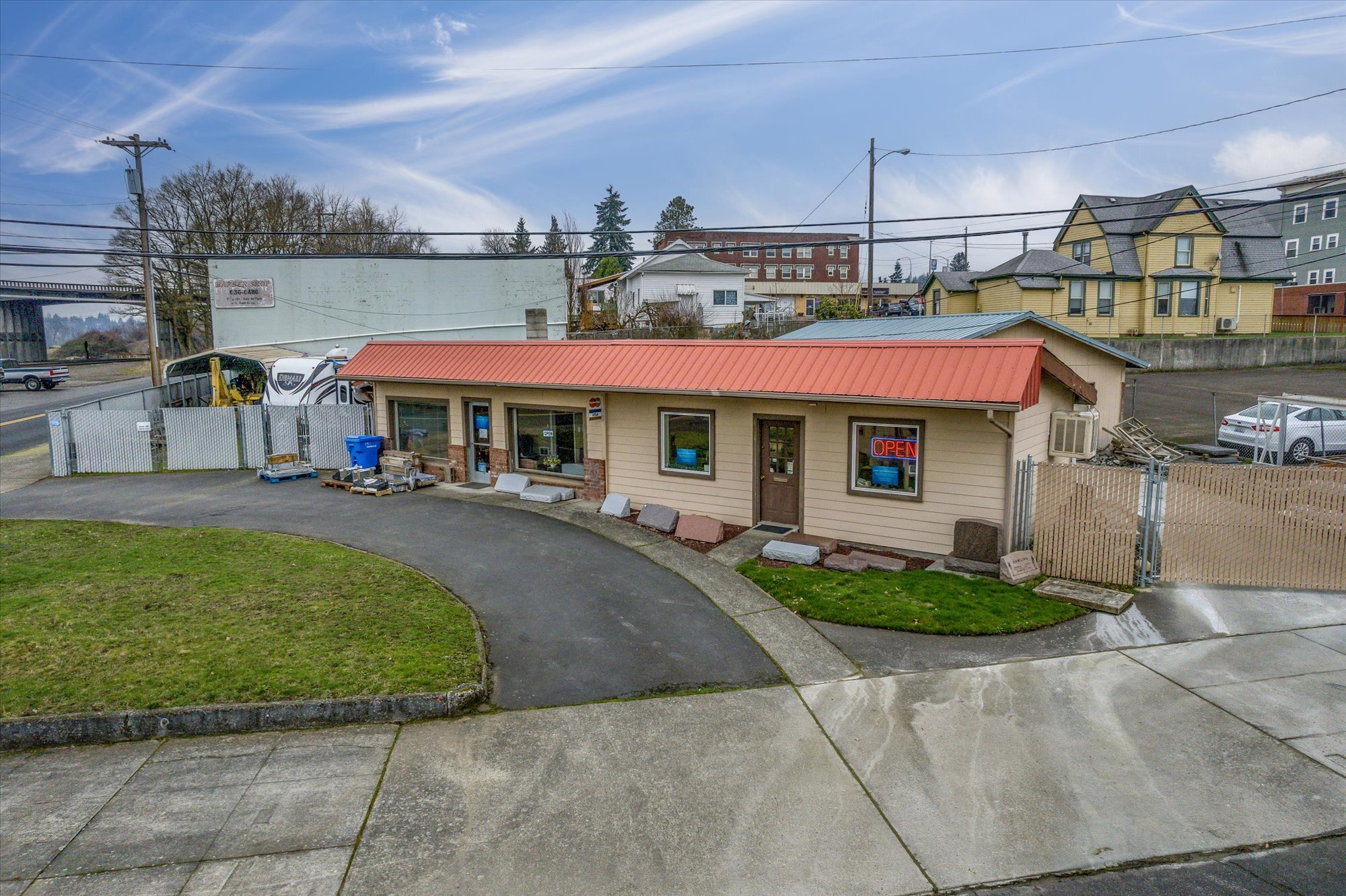 101 Academy St, Kelso, WA for sale Primary Photo- Image 1 of 34