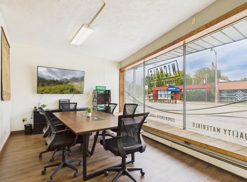 415 W Wisconsin Ave, Appleton, WI for sale - Interior Photo - Image 3 of 12