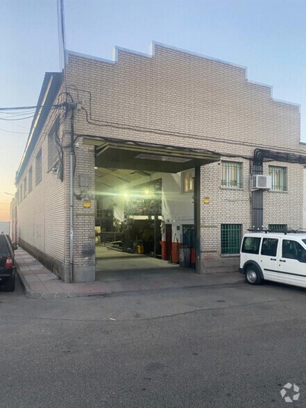 Industrial in Humanes de Madrid, Madrid for sale - Primary Photo - Image 1 of 1