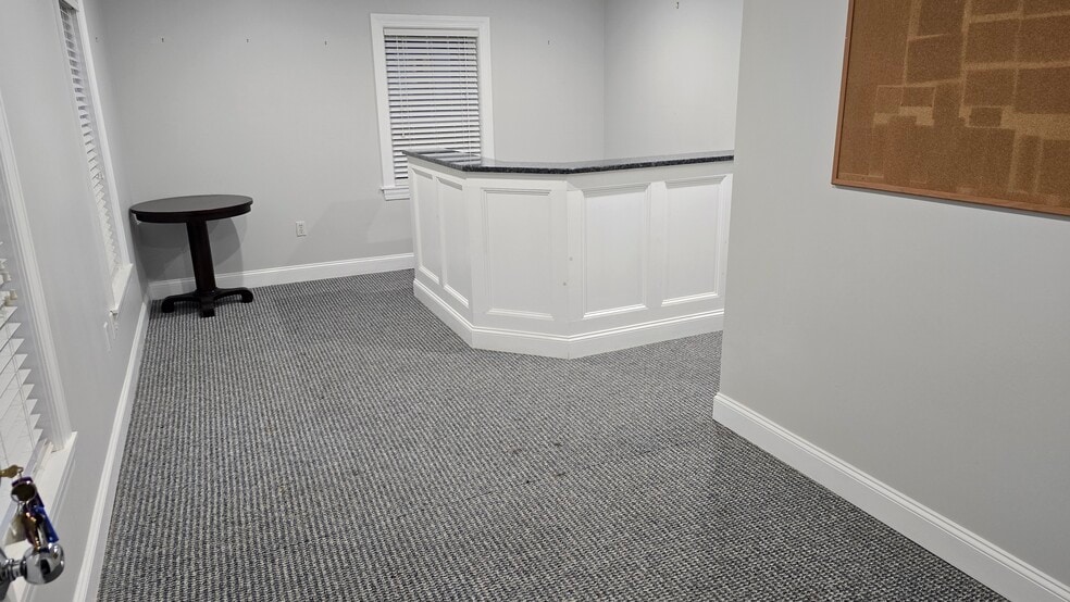 80 Washington St, Norwell, MA for sale - Interior Photo - Image 3 of 8