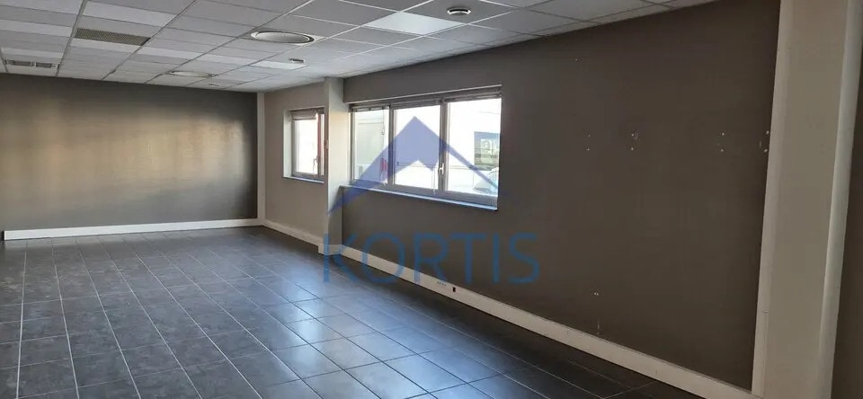 Office in Saint-Priest for lease - Building Photo - Image 3 of 8