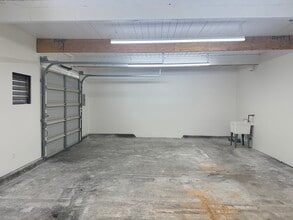 1042 Hopper Ave, Santa Rosa, CA for lease Interior Photo- Image 2 of 3
