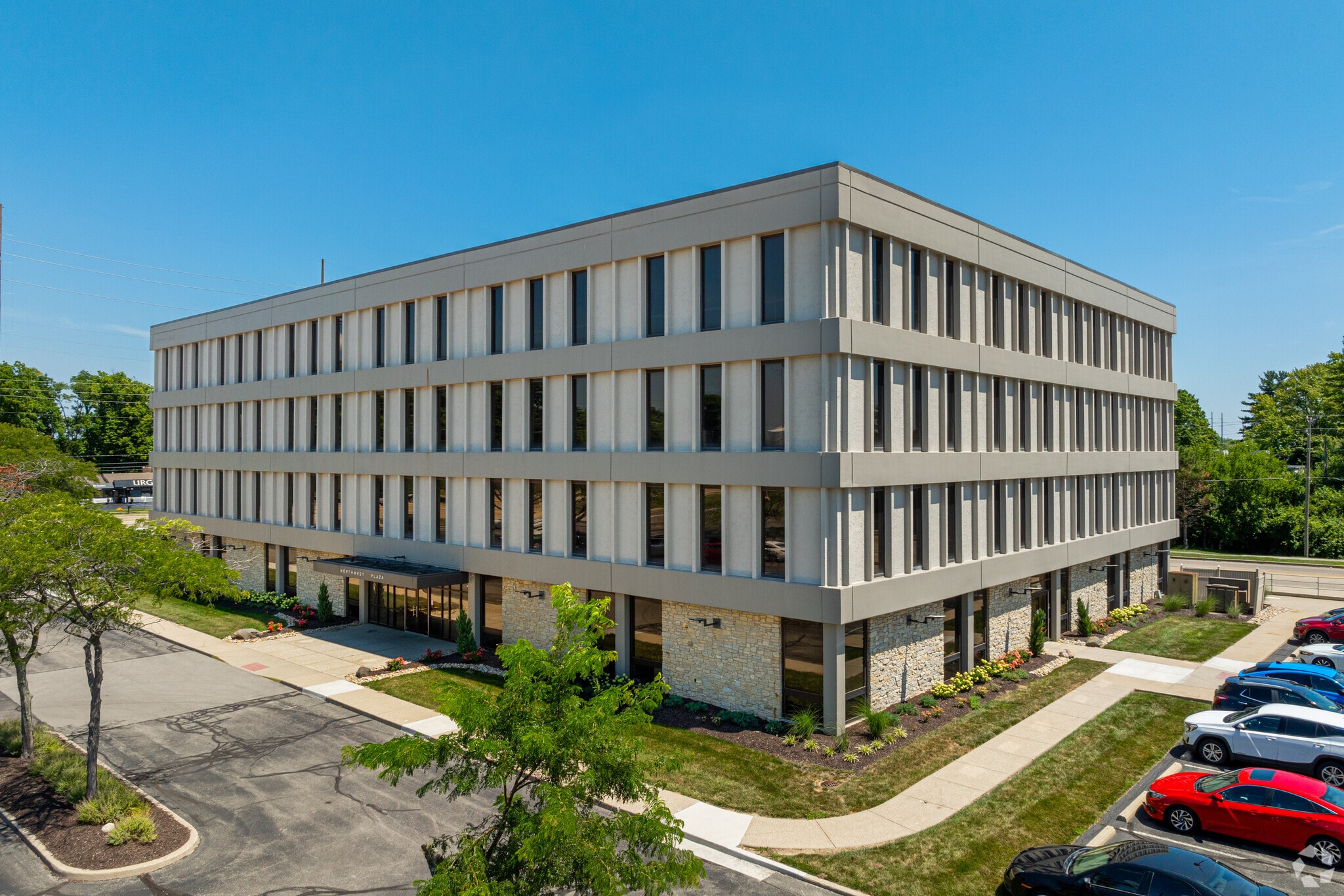 3901 W 86th St, Indianapolis, IN for lease Building Photo- Image 1 of 42