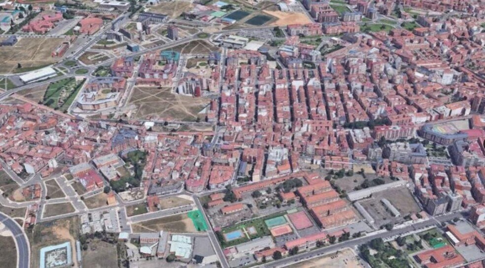 Land in León for sale - Building Photo - Image 2 of 3